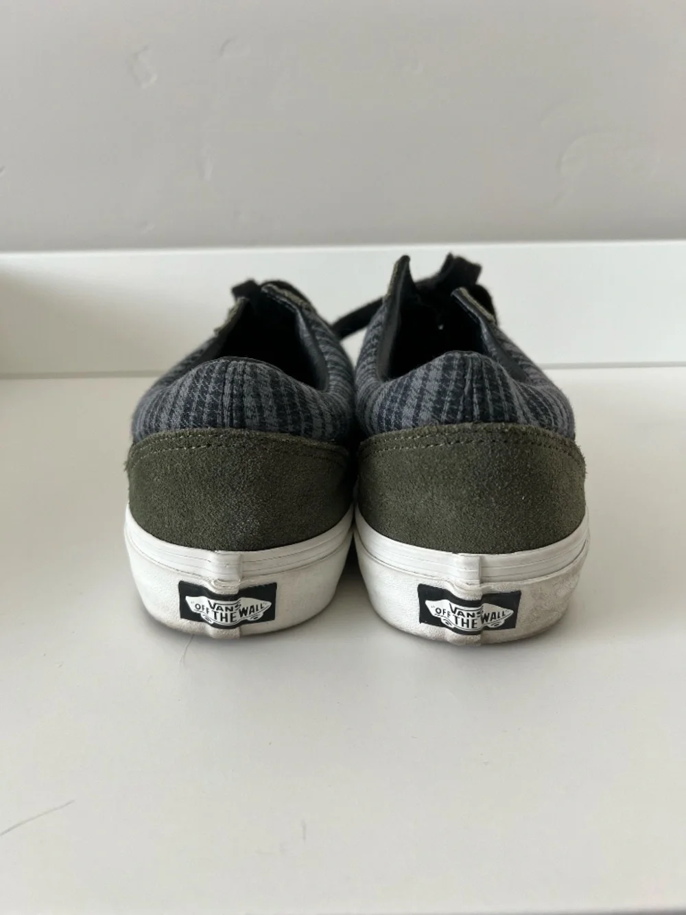 Vans Old Skool Sneakers - Picture 7 of 9